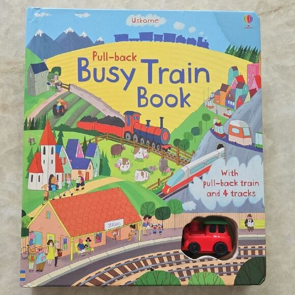 USBORNE Pull-back Busy Train Book - Picture 1 of 13